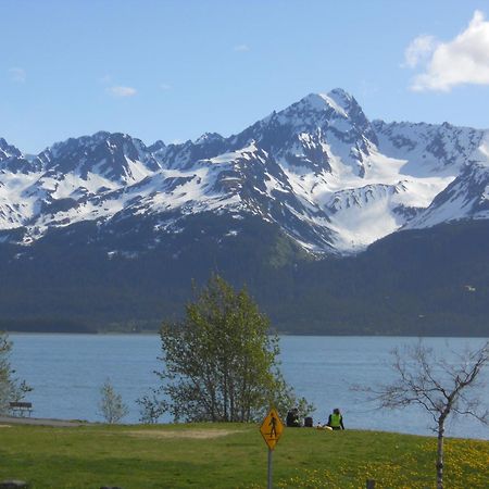 Seward Front Row Bed And Breakfast Luaran gambar